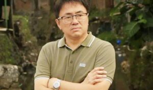 Andrei Angouw Cetak Sejarah Baru, Manado Kota Terkotor di Indonesia.